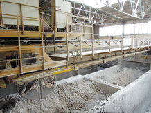 Process Crane in a ceramics factory